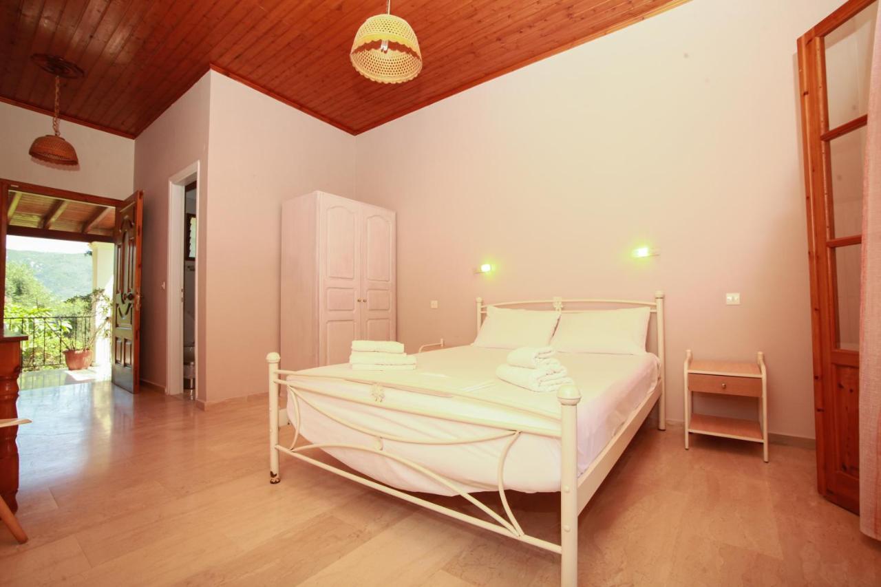 Aristea Studios Kato Korakiana Exteriör bild
